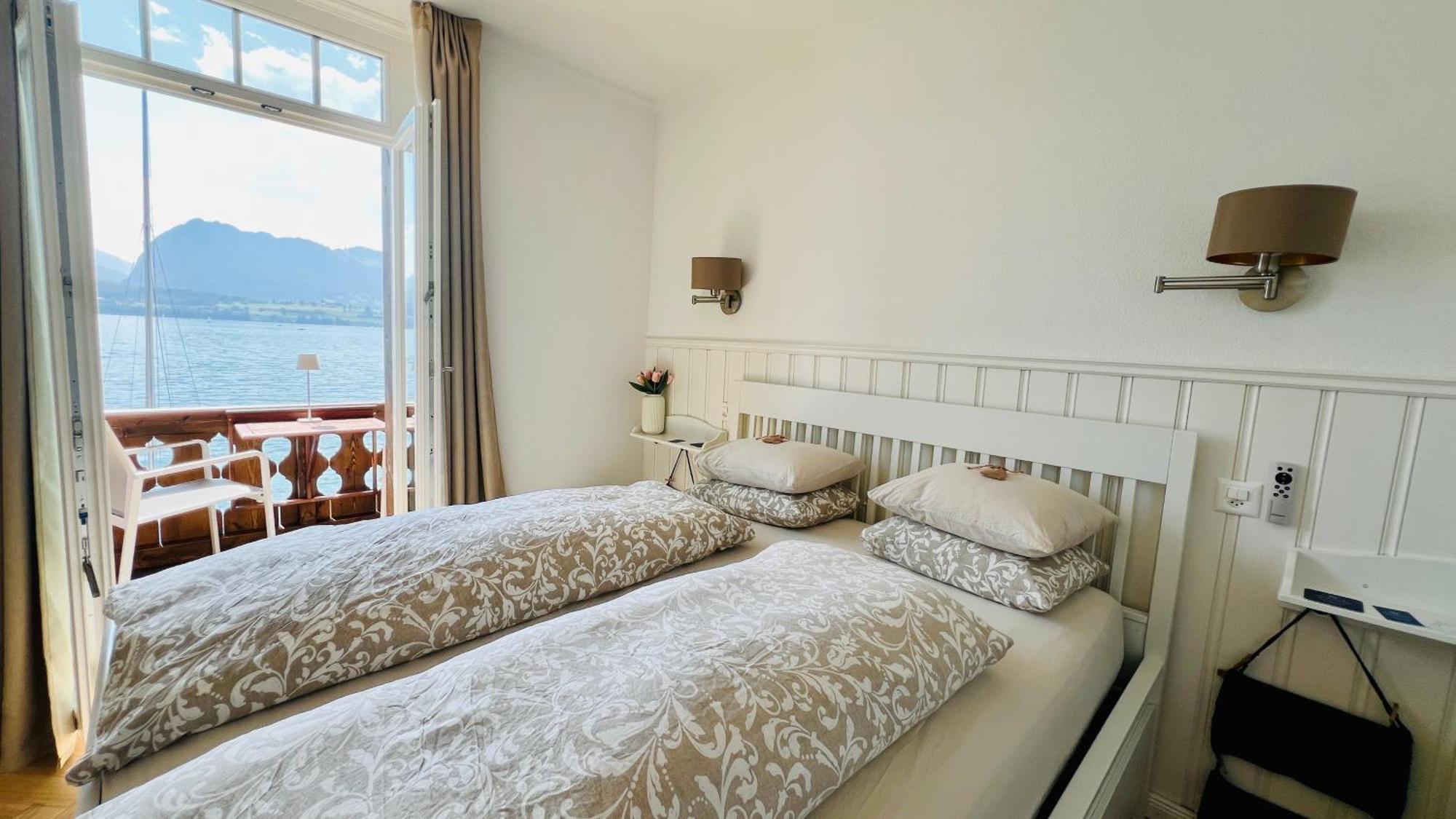 Boutique Hotel Niesenblick - Direkt Am Thunersee Gelegen Mit Self Check In & Digitaler Rezeption Oberhofen Esterno foto